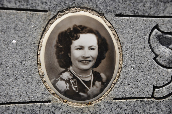 Ayala, Amelia