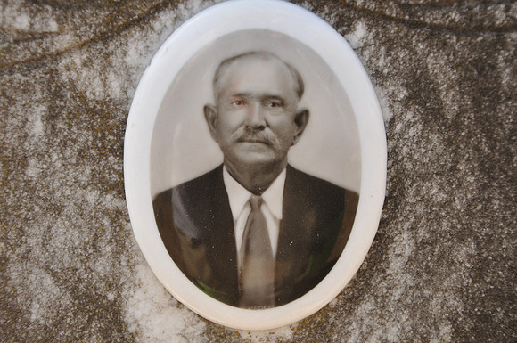 Guerra, Emilio