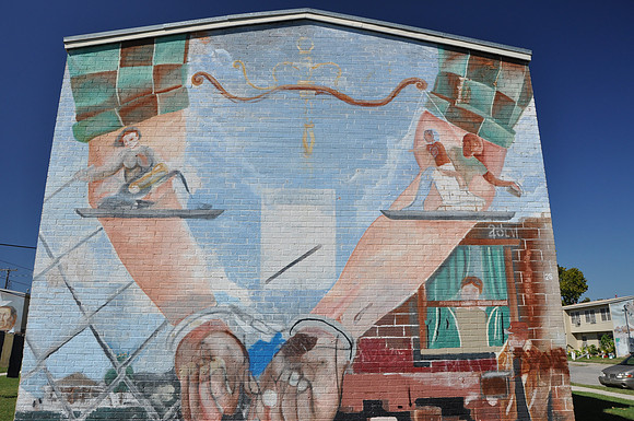 Housing Project Murals 0020