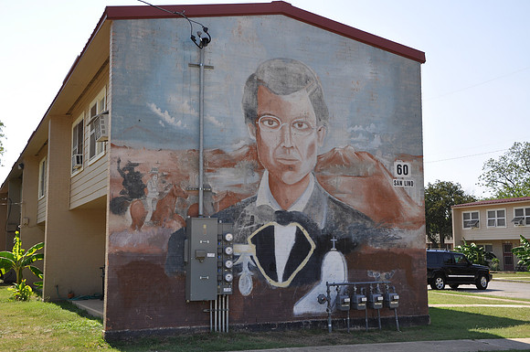Housing Project Murals 0053