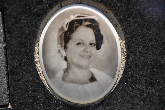 Baiz, Juanita H.