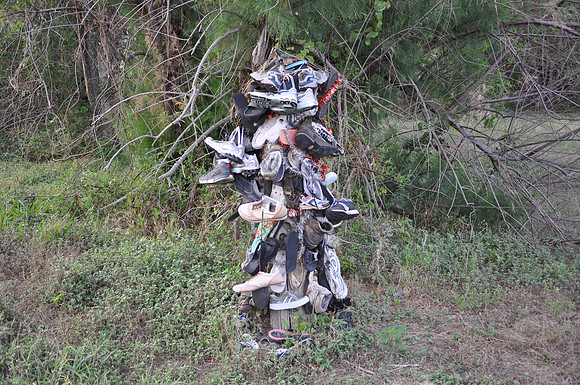 Shoe Post