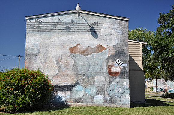 Housing Project Murals 0023