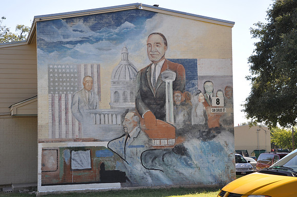 Housing Project Murals 0003