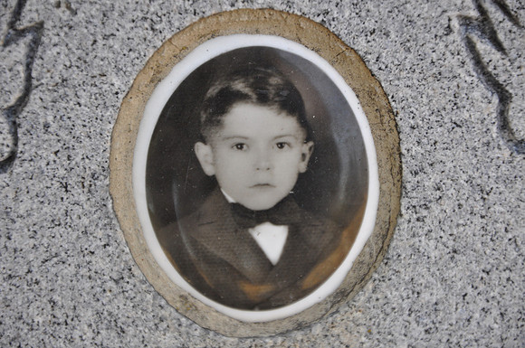 Gonzales, Enrique