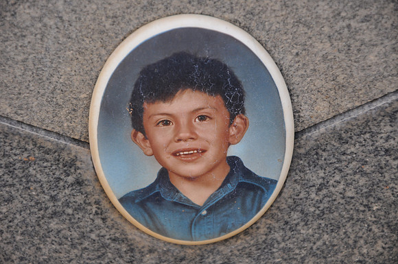 Esparza, Eduardo