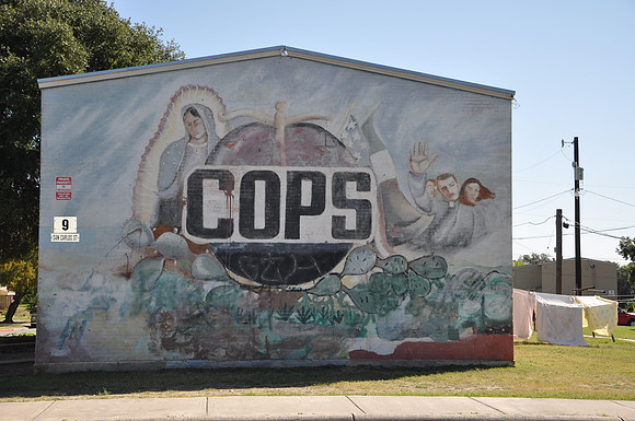 Housing Project Murals 0004