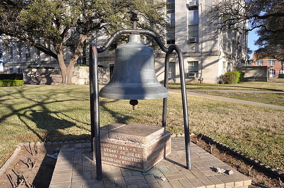 Courthouse Bell - Falls County