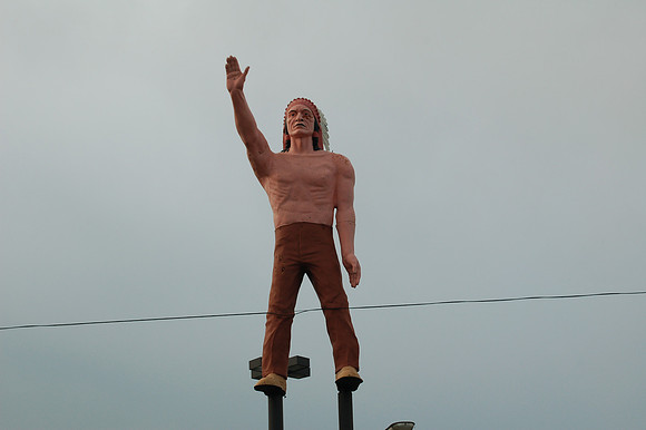 Muffler Man – Indian Chief 01
