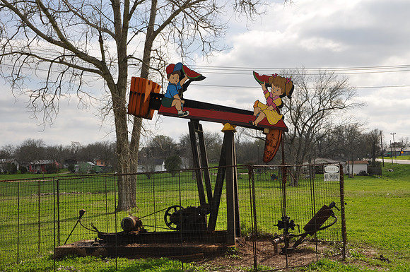 Seesaw Pump Jack