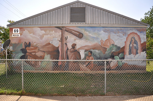 Housing Project Murals 0047