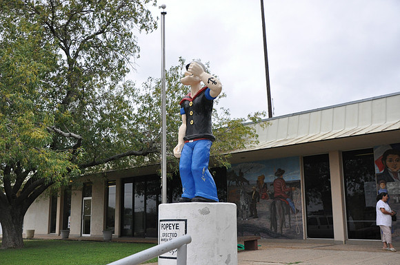 Popeye Statue 1 - 01