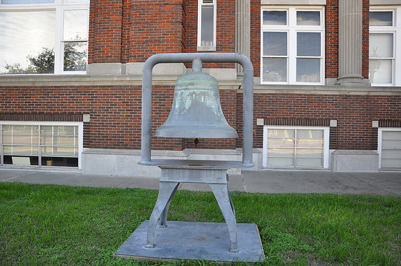Courthouse Bell - Groesbeck