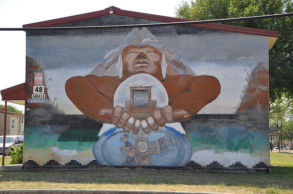 Housing Project Murals 0035