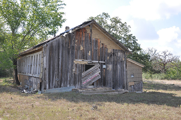 Old Building - Bastrop County 0001