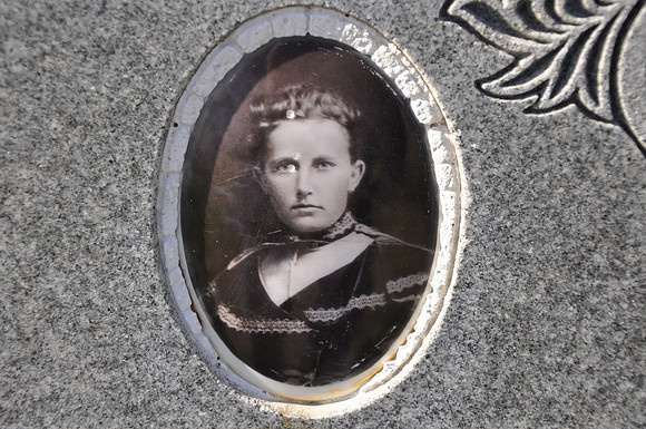 Fischer, Bertha