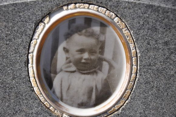Baize, Oran Glen