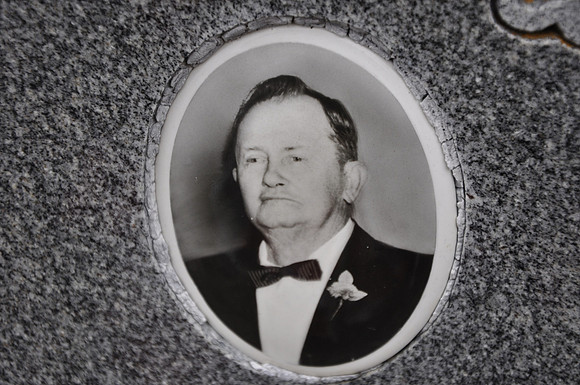 Boenig, Edgar H.