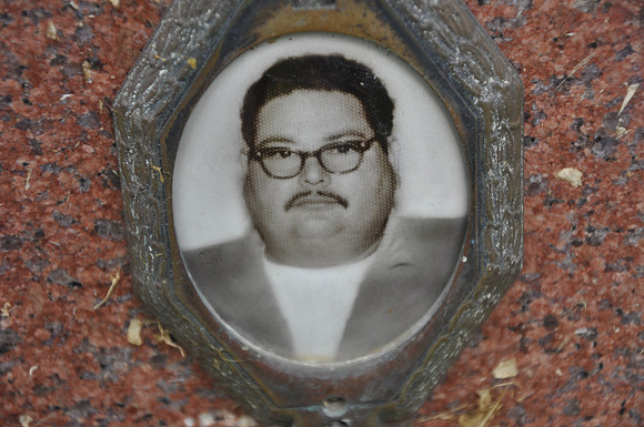 Casanova, Joe R.