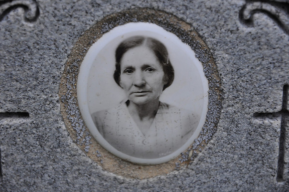 De Ramirez, Antonia Luna