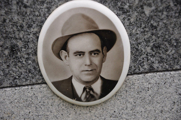Garcia, Isauro