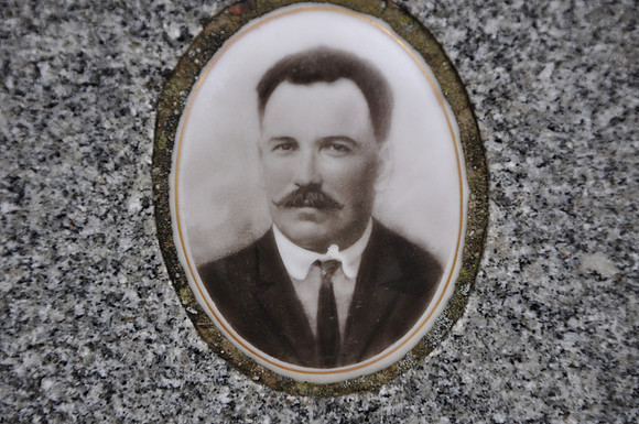Gonzalez, Secundino