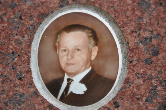 Decleene, Karel L.