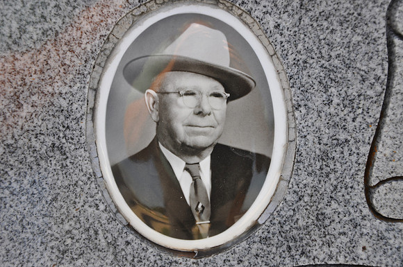 Elley, Alvin G.