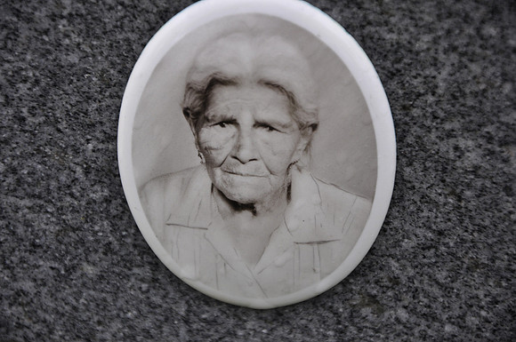 De La Rosa, Maria H.