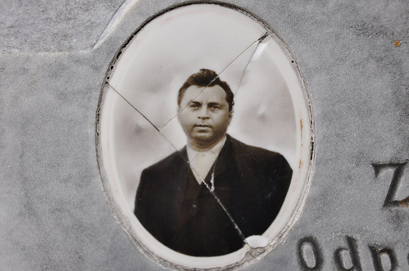 Cmajdalka, Karel