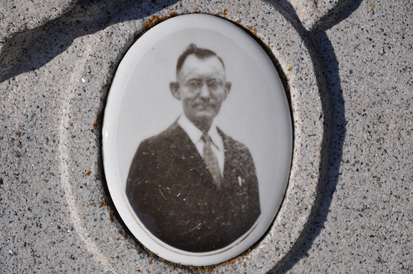 Bruemmer, Carl H.