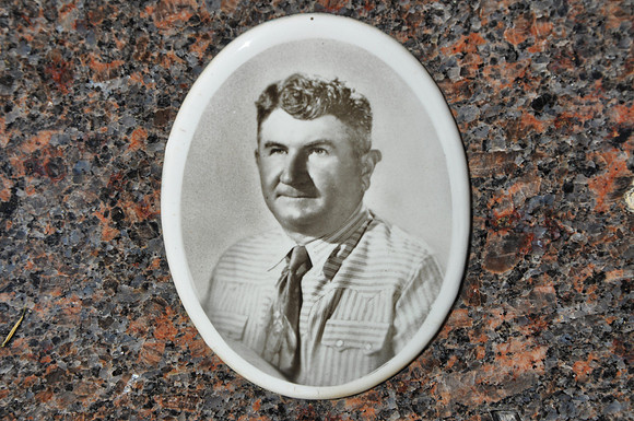 Gibbs, A.L.