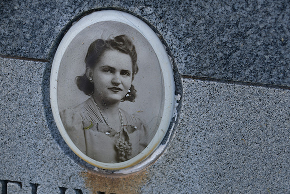Bartula, Jacqueline