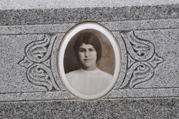 De Muniz, Juanita Alvarez