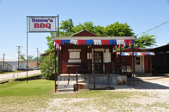 Snow's BBQ