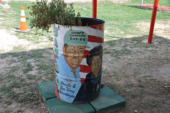 Whup's Boomerang Bar-B-Q 0003