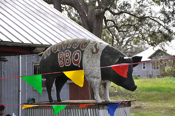 Aunt Jo's BBQ 0001b
