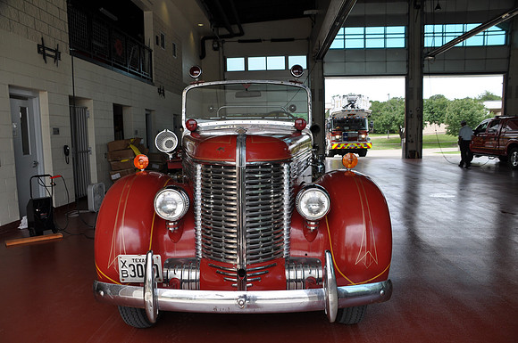 Diamond T Fire Truck 0001b