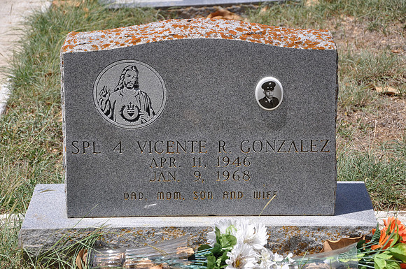 Gonzalez, Vicente R. 2