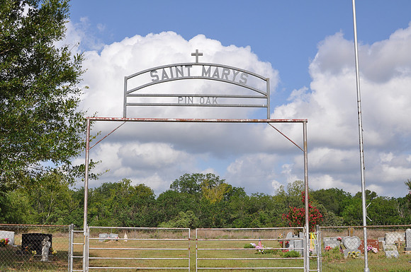 Saint Mary's Pin Oak Cemetery