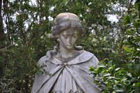Powell Cemetery Statue 02