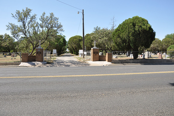 Calvary Catholic Cemetery