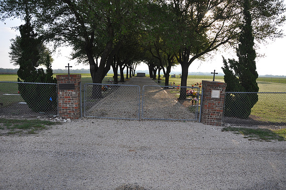 New Calvary Cemetery