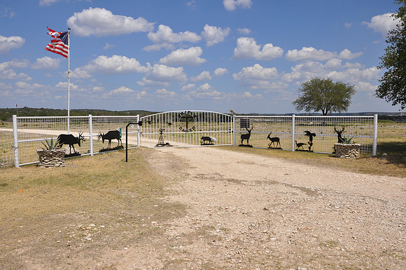Triple T Ranch 02