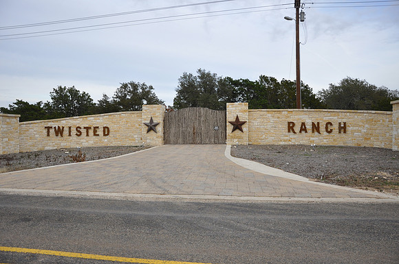 Twisted Ranch