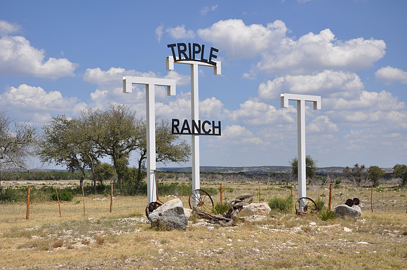 Triple T Ranch 01
