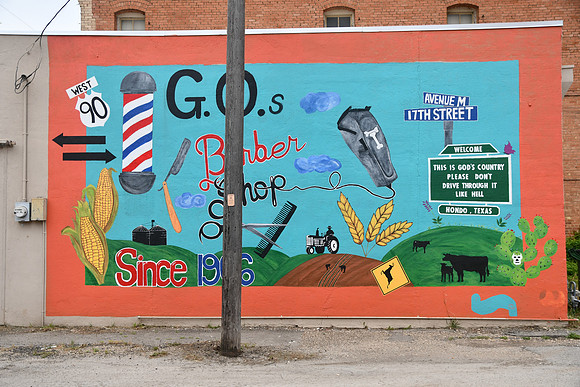 GO's Barber Shop 0001a
