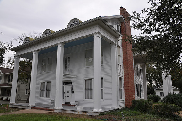 Heaton-Breeden House
