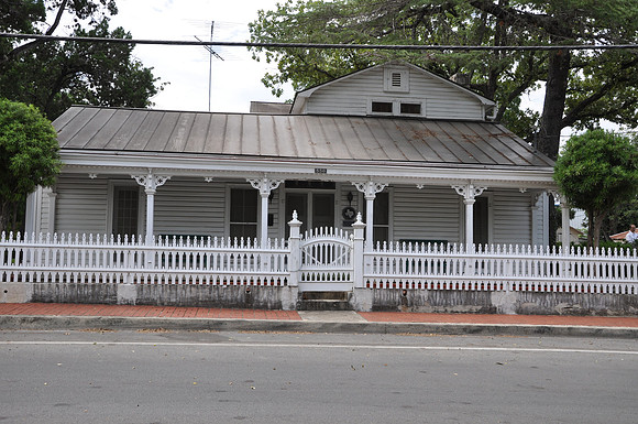 Old Scholl House