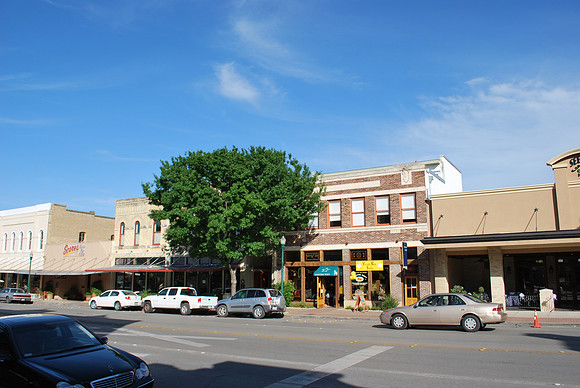 Pluemeyer Bakery Building